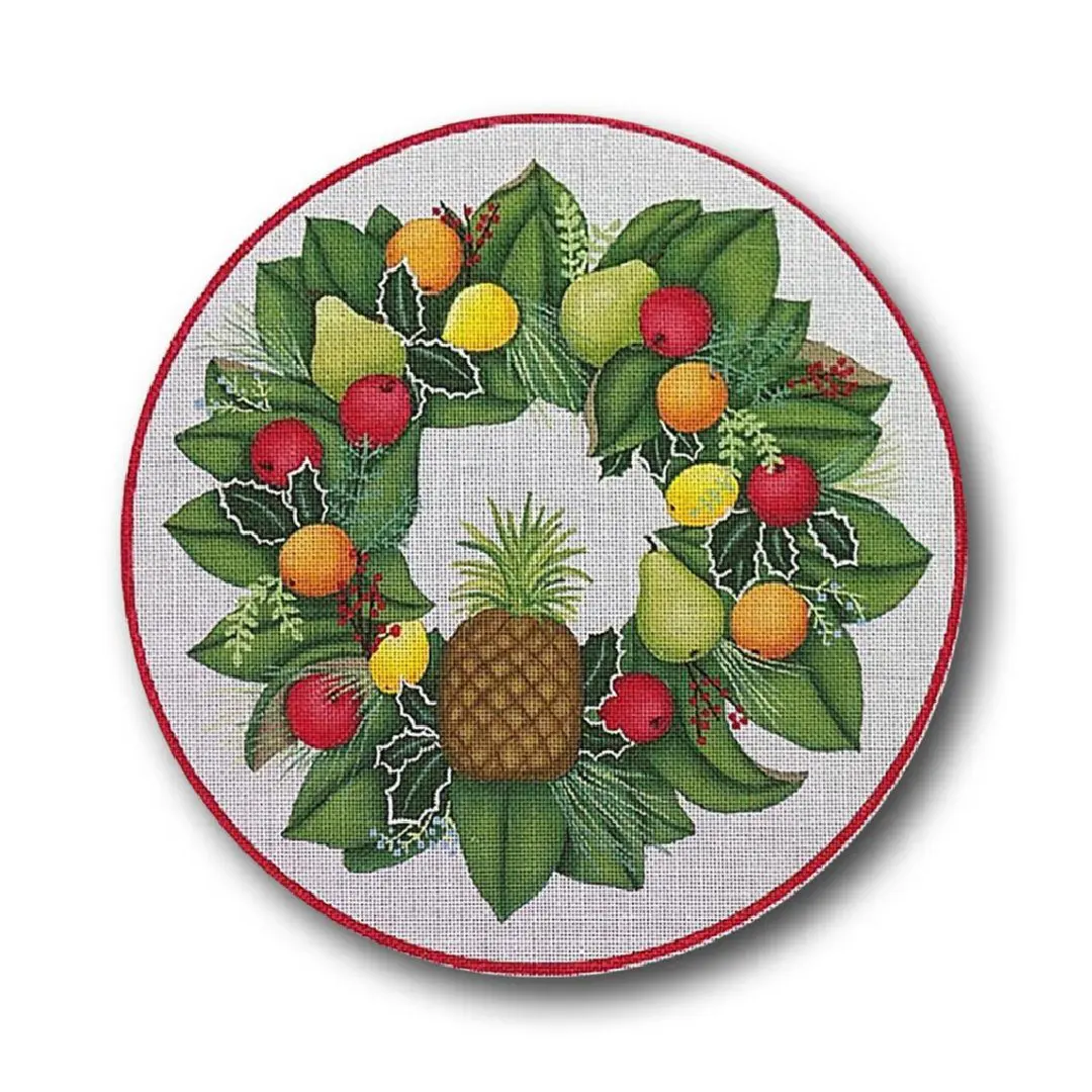 A Cecilia wreath with fruit and leaves on it, designed by Ohm Eriksen.