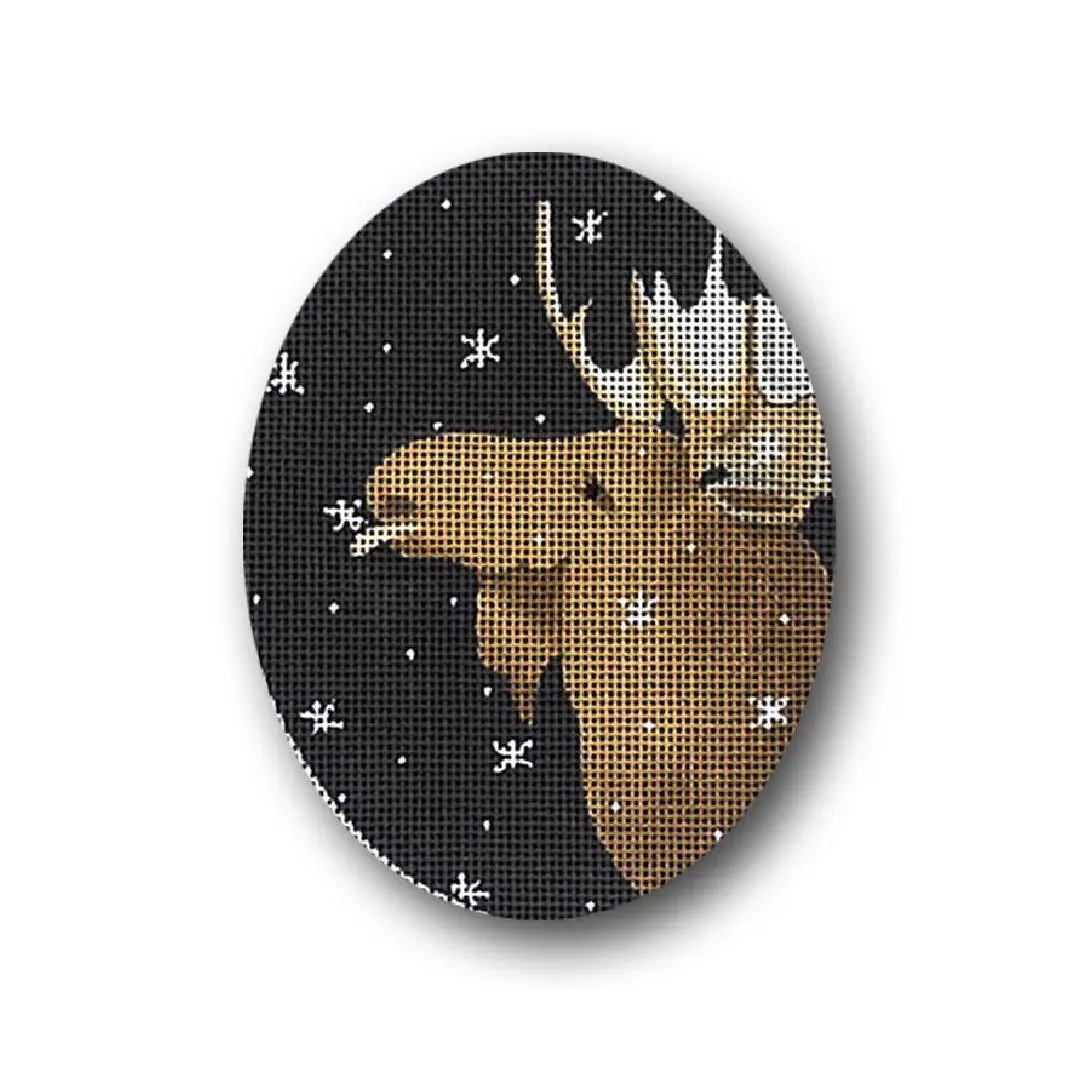 A moose with stars on a black background created by Cecilia Ohm Eriksen.